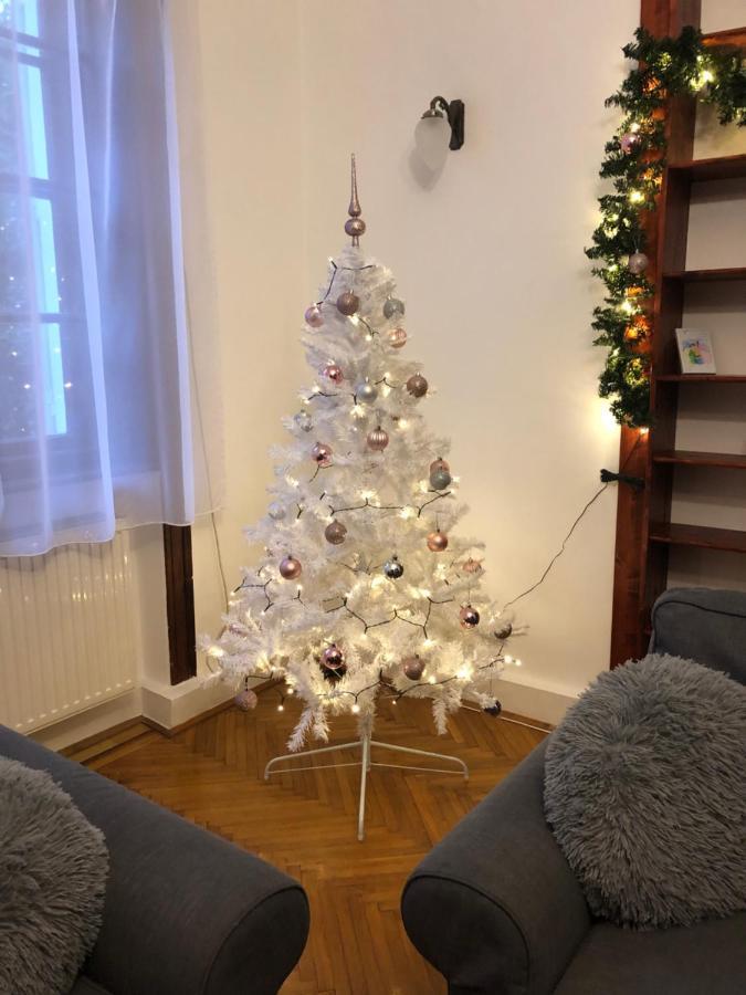 エゲルKatus Apartmanアパートメント エクステリア 写真