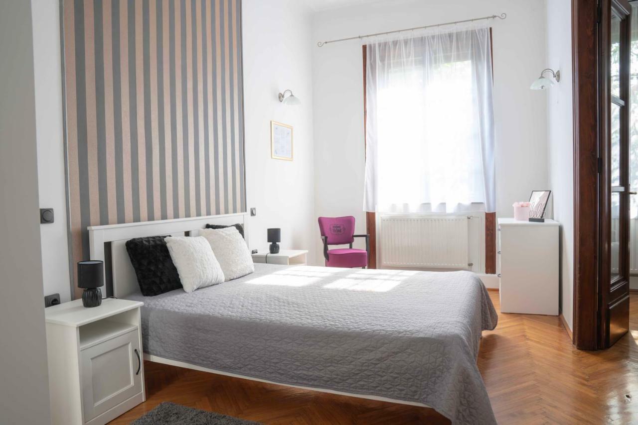 エゲルKatus Apartmanアパートメント エクステリア 写真