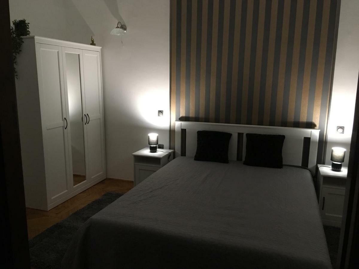 エゲルKatus Apartmanアパートメント エクステリア 写真
