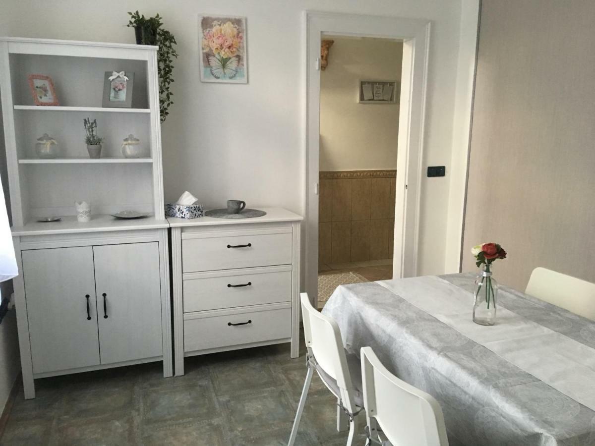 エゲルKatus Apartmanアパートメント エクステリア 写真